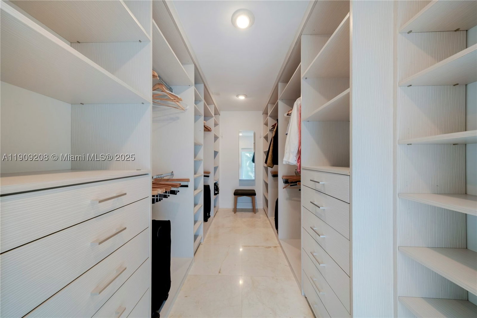 Real estate property located at 1616 Bayshore Dr, Miami-dade, Glencoe A Sub, Miami, FL