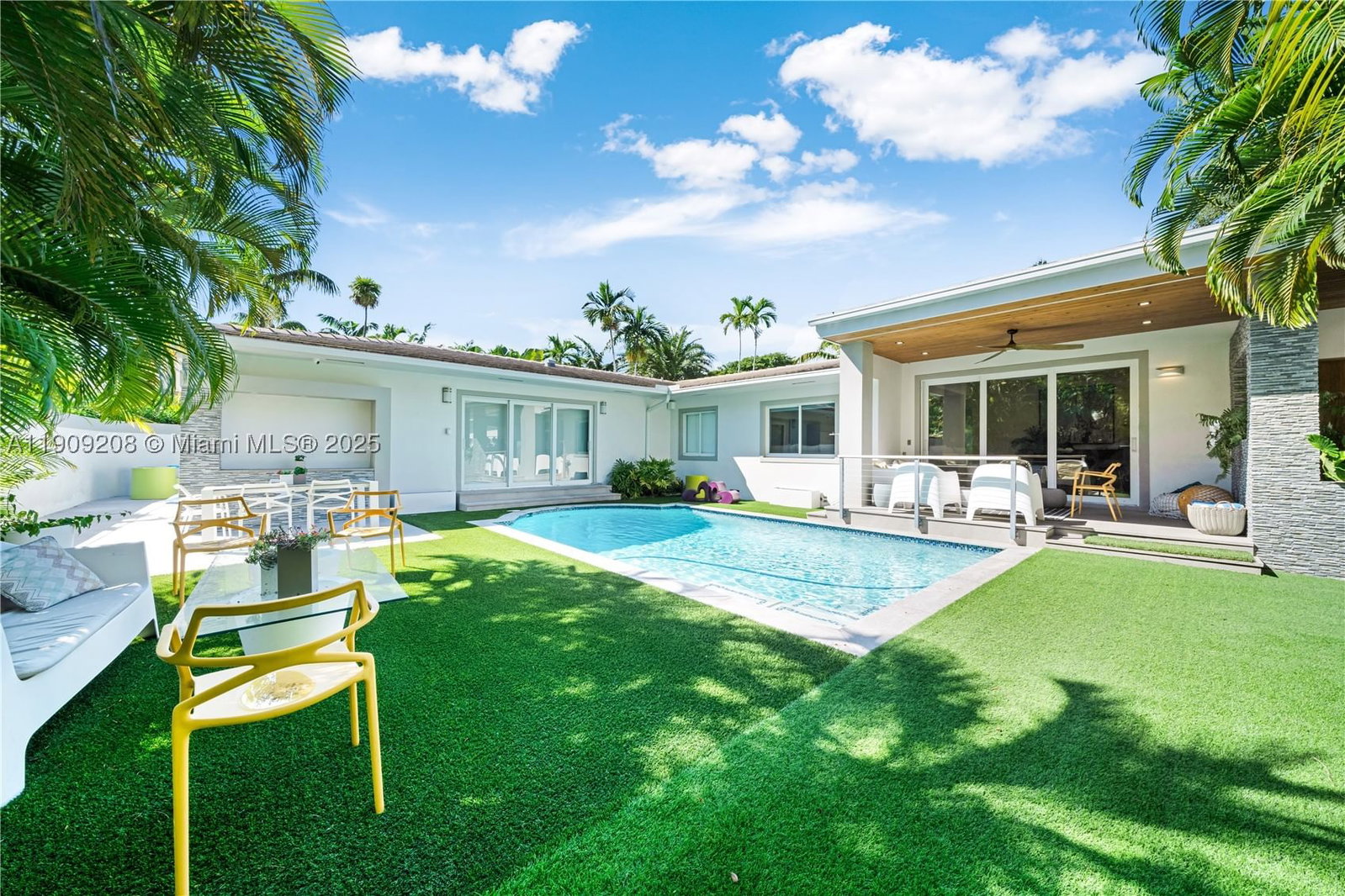 Real estate property located at 1616 Bayshore Dr, Miami-dade, Glencoe A Sub, Miami, FL