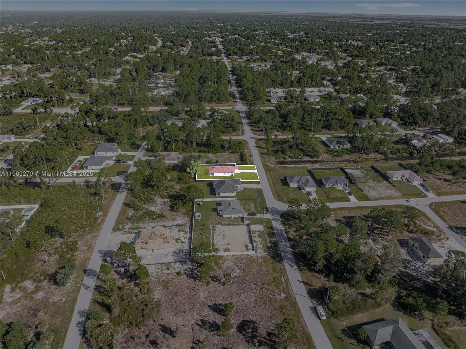 Real estate property located at 616 PARKER AVE, Lee, Lehigh Acres, Lehigh Acres, FL