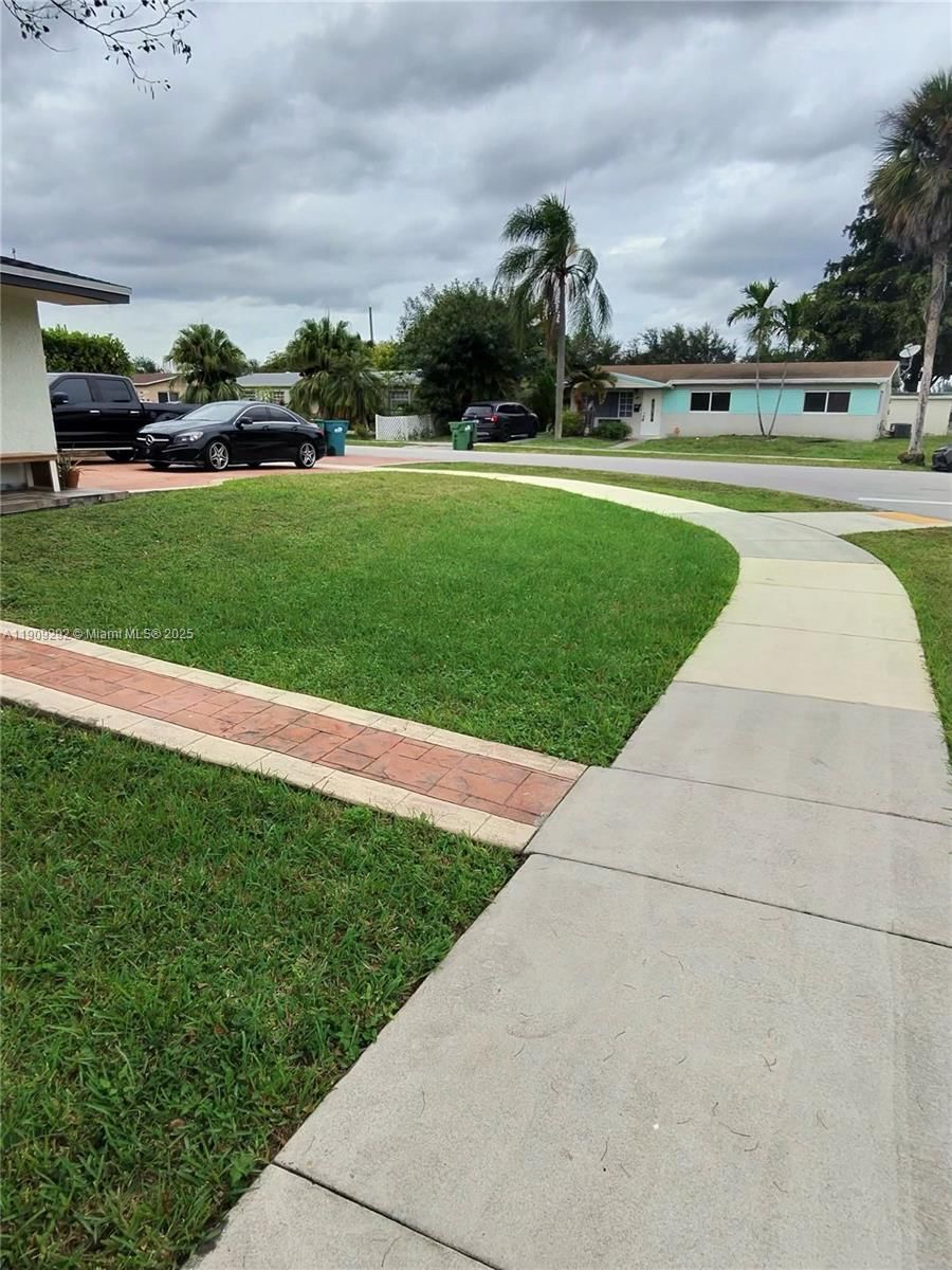 Real estate property located at 20180 14th Ct, Miami-dade, Honeyhill Ests Sec 2 1st, Miami Gardens, FL