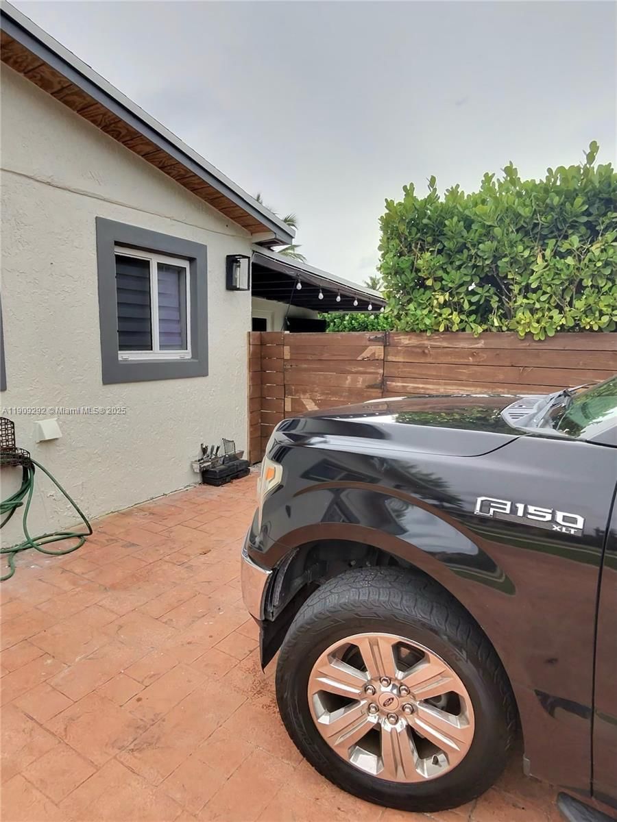 Real estate property located at 20180 14th Ct, Miami-dade, Honeyhill Ests Sec 2 1st, Miami Gardens, FL