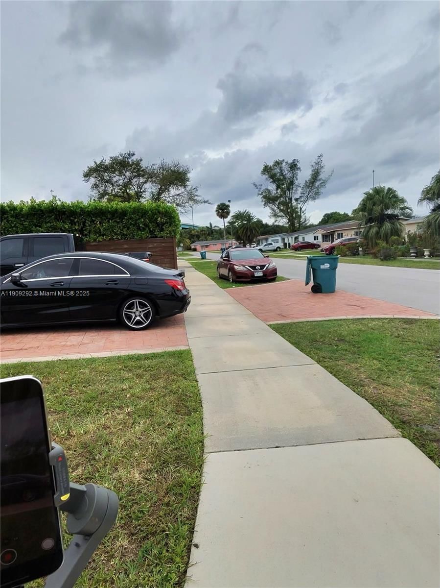 Real estate property located at 20180 14th Ct, Miami-dade, Honeyhill Ests Sec 2 1st, Miami Gardens, FL
