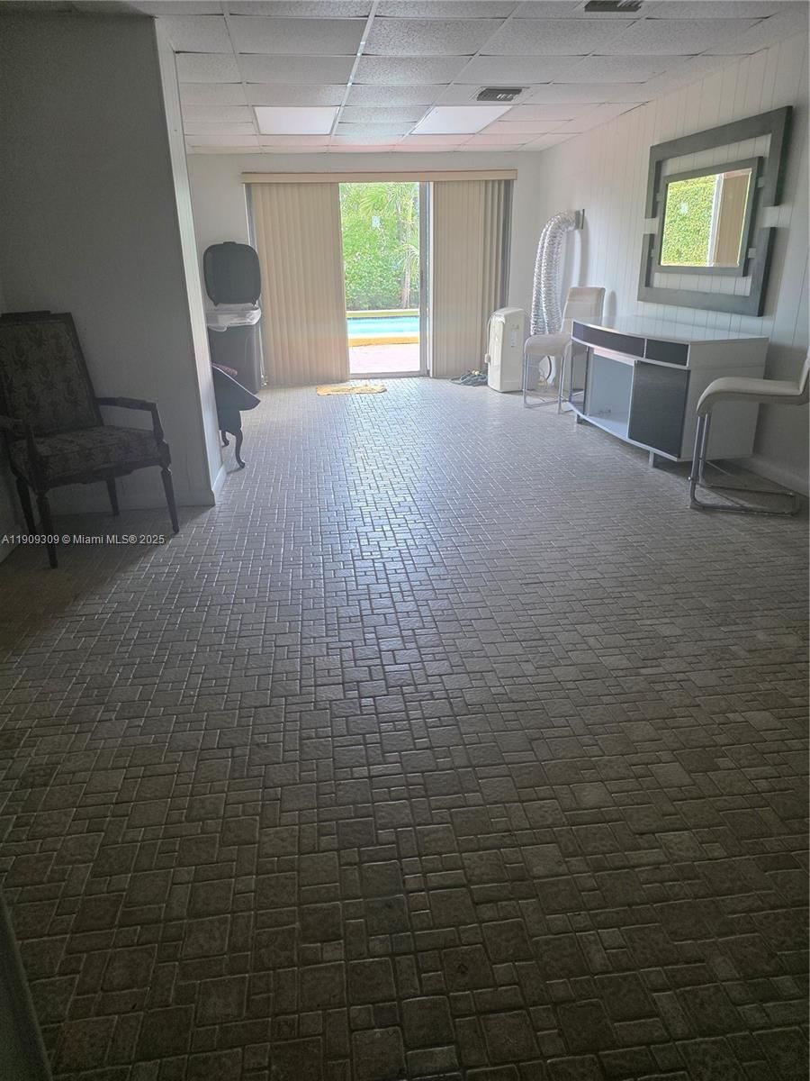 Real estate property located at 3640 9th St #407, Miami-dade, El Cid Condo, Miami, FL