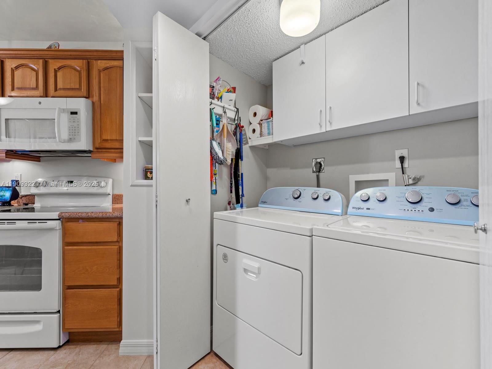 Real estate property located at 2647 21st Ct #104-D, Miami-dade, Center-gate No 1, Homestead, FL