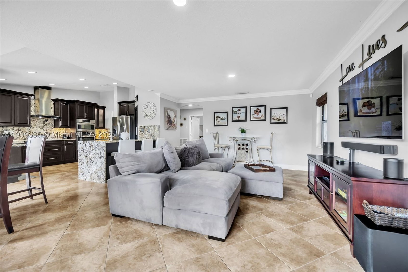Real estate property located at 15462 115th St, Miami-dade, Hammocks Shores 3rd Addn, Miami, FL