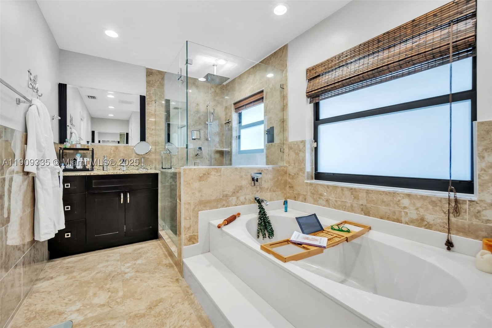 Real estate property located at 15462 115th St, Miami-dade, Hammocks Shores 3rd Addn, Miami, FL