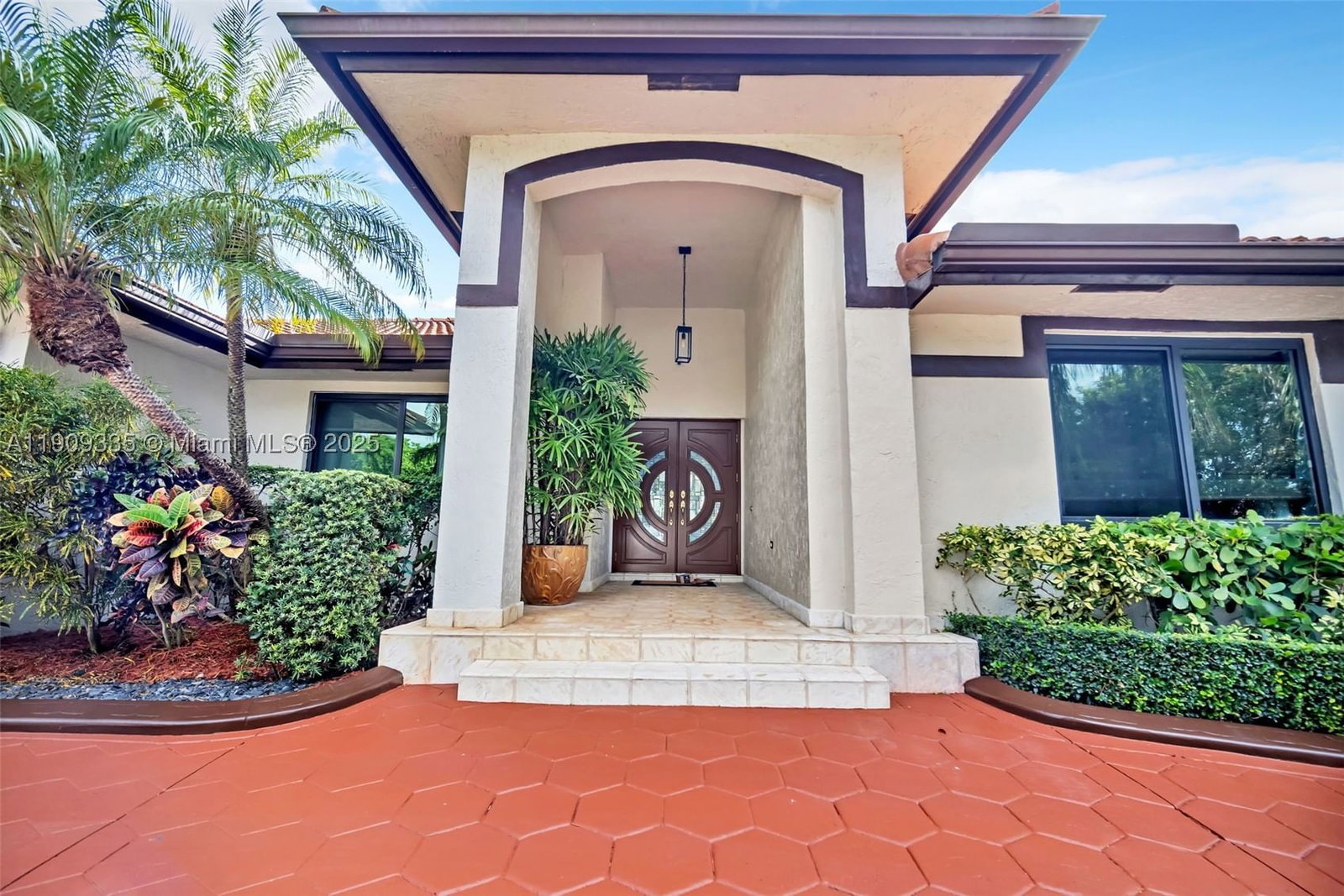 Real estate property located at 15462 115th St, Miami-dade, Hammocks Shores 3rd Addn, Miami, FL