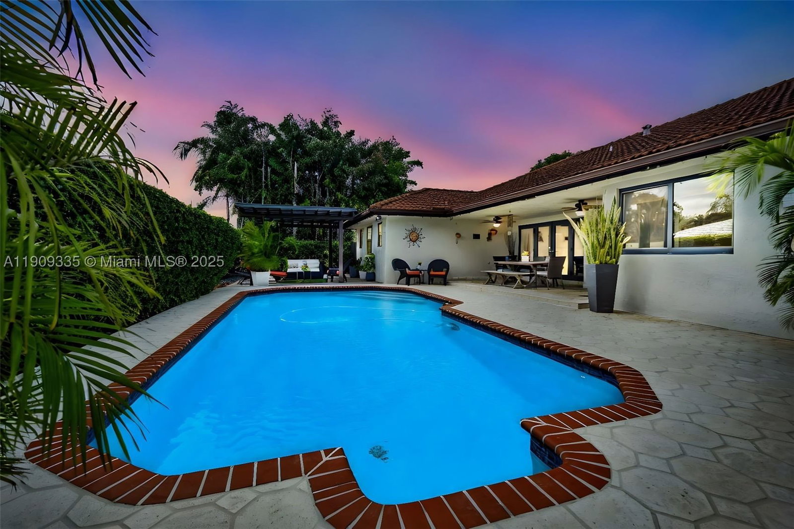 Real estate property located at 15462 115th St, Miami-dade, Hammocks Shores 3rd Addn, Miami, FL