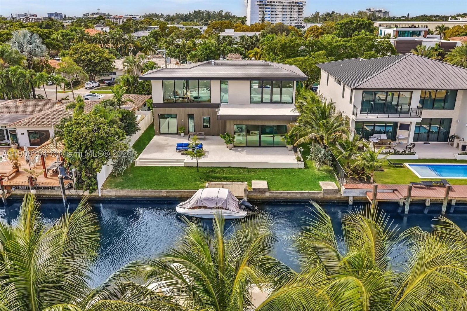 Real estate property located at 13045 Coronado Ter, Miami-dade, Coronado Harbor 2nd Addn, North Miami, FL