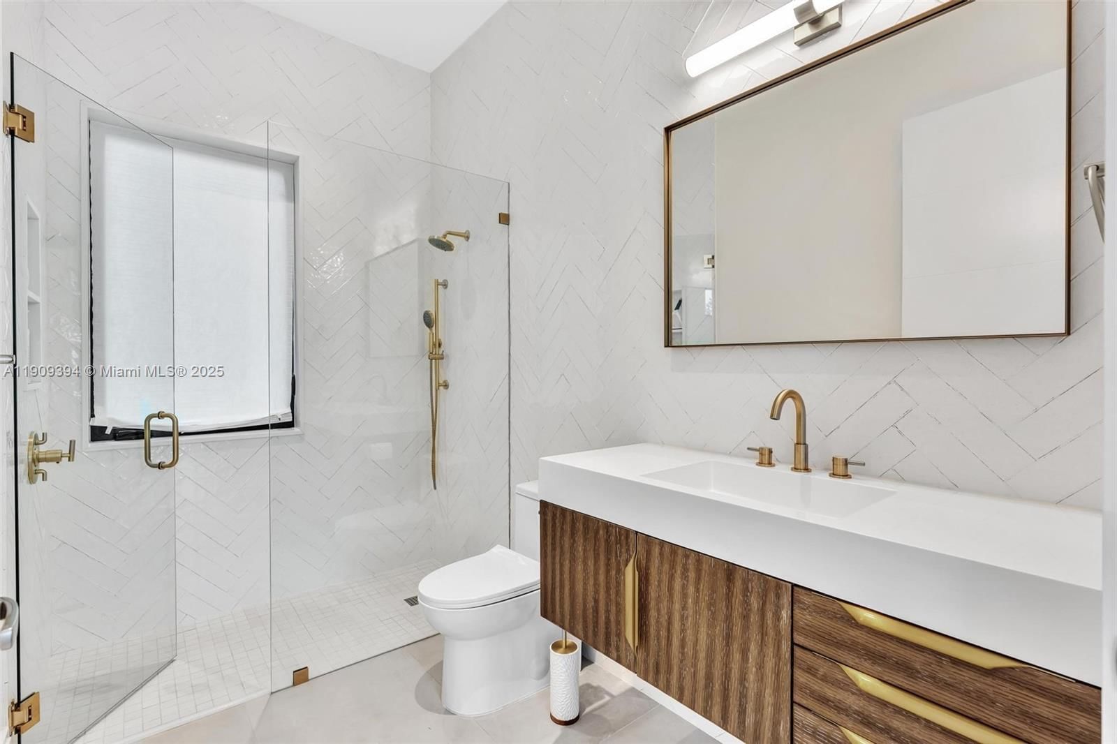 Real estate property located at 13045 Coronado Ter, Miami-dade, Coronado Harbor 2nd Addn, North Miami, FL