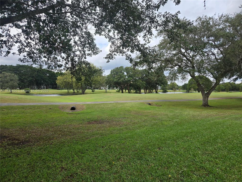Real estate property located at 300 130th Ter #413B, Broward, Lancaster At Century Vill, Pembroke Pines, FL