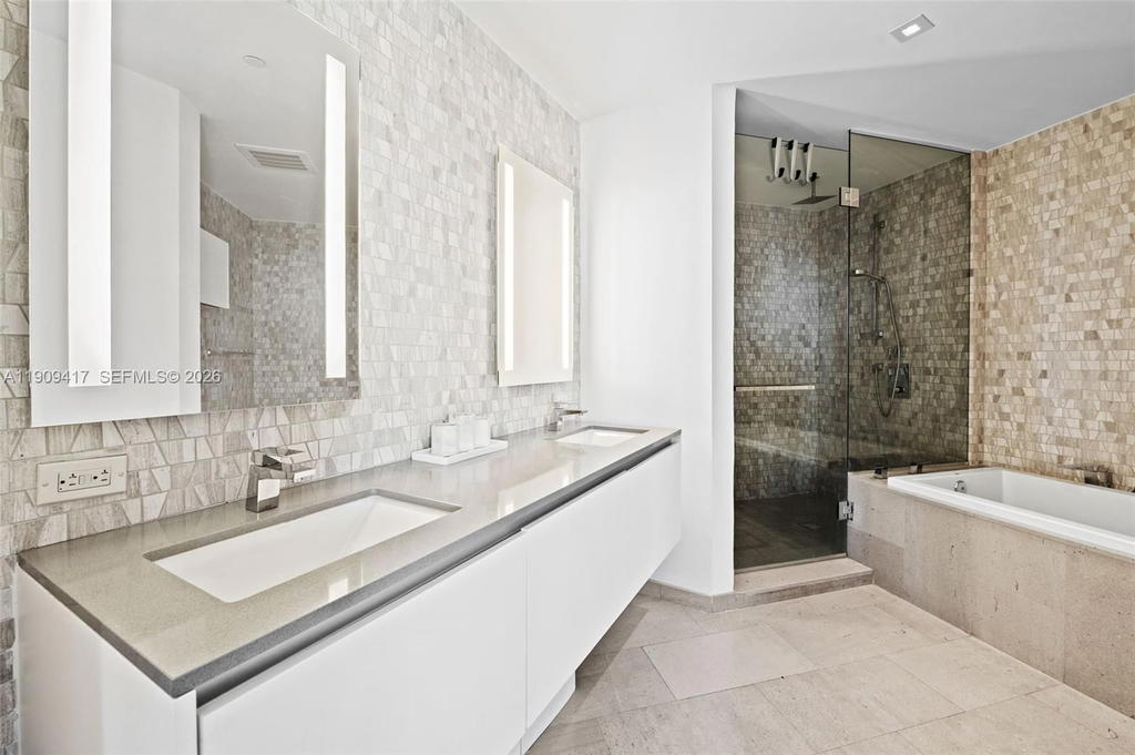Real estate property located at 88 7th St #3101, Miami-dade, Rise Condo, Miami, FL