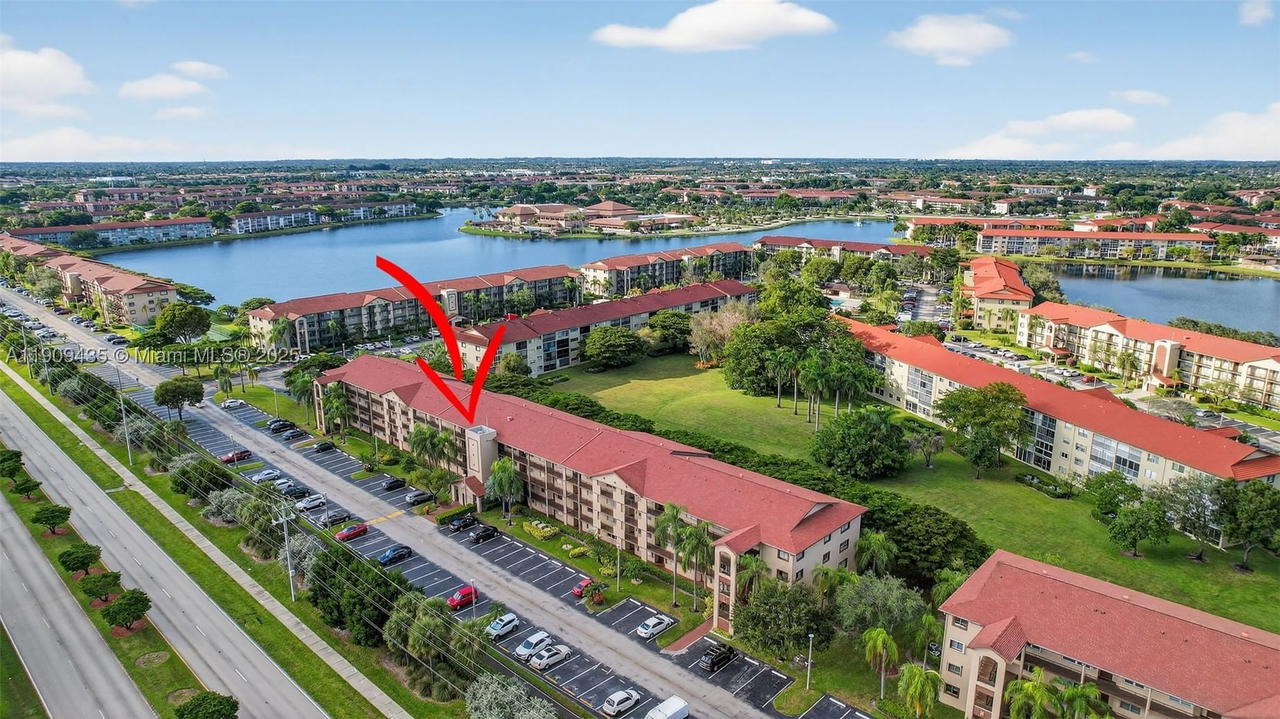 Real estate property located at 13105 16TH CT #407L, Broward, Ivanhoe East At Century V, Pembroke Pines, FL