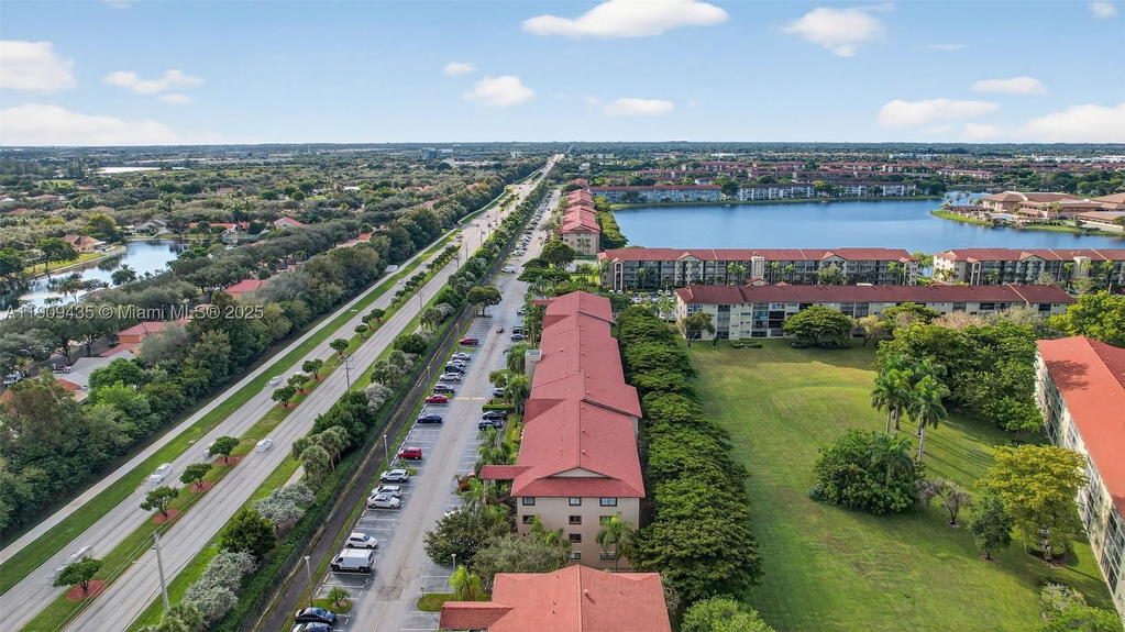 Real estate property located at 13105 16TH CT #407L, Broward, Ivanhoe East At Century V, Pembroke Pines, FL