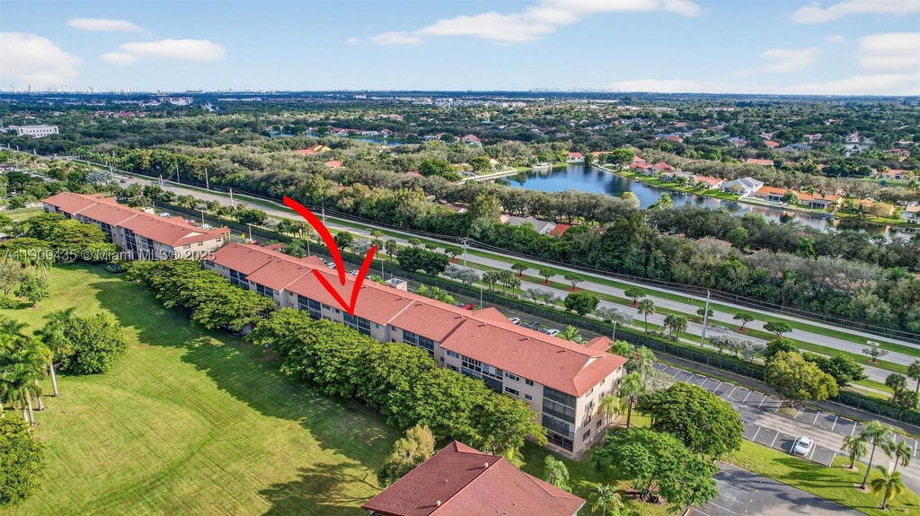 Real estate property located at 13105 16TH CT #407L, Broward, Ivanhoe East At Century V, Pembroke Pines, FL