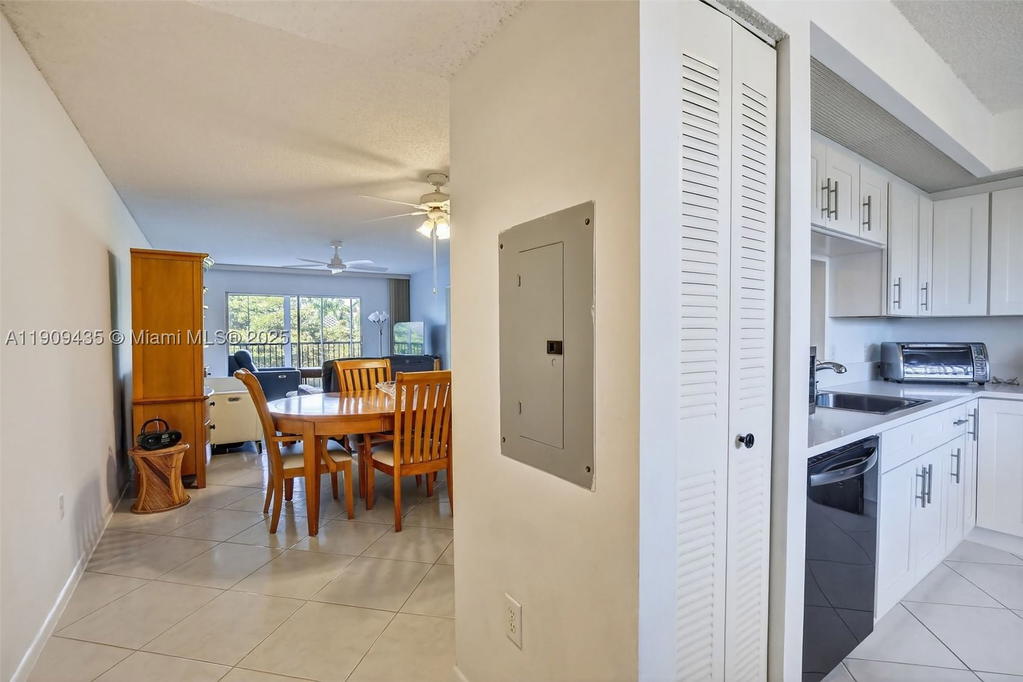 Real estate property located at 13105 16TH CT #407L, Broward, Ivanhoe East At Century V, Pembroke Pines, FL
