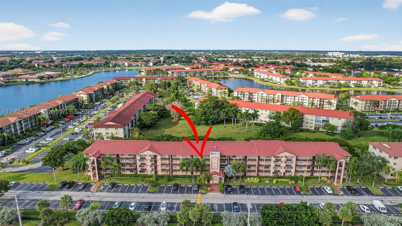Real estate property located at 13105 16TH CT #407L, Broward, Ivanhoe East At Century V, Pembroke Pines, FL