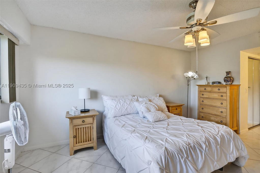 Real estate property located at 13105 16TH CT #407L, Broward, Ivanhoe East At Century V, Pembroke Pines, FL