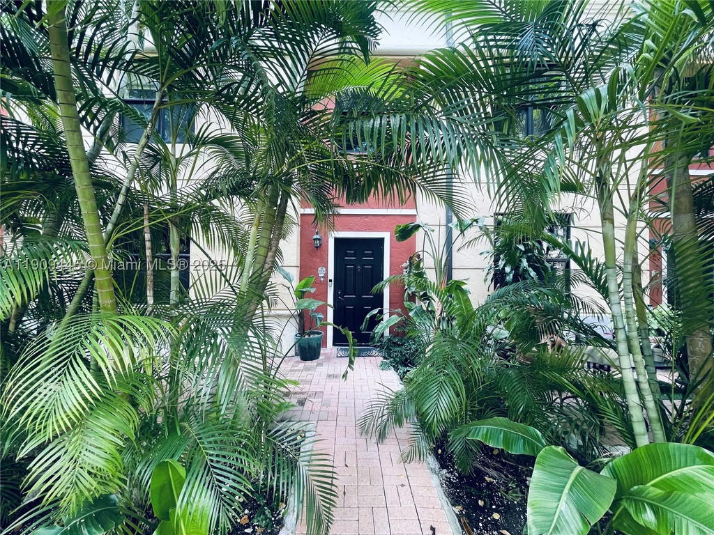 Real estate property located at 888 Douglas Rd #119, Miami-dade, Coral Gables Douglas Sec, Coral Gables, FL