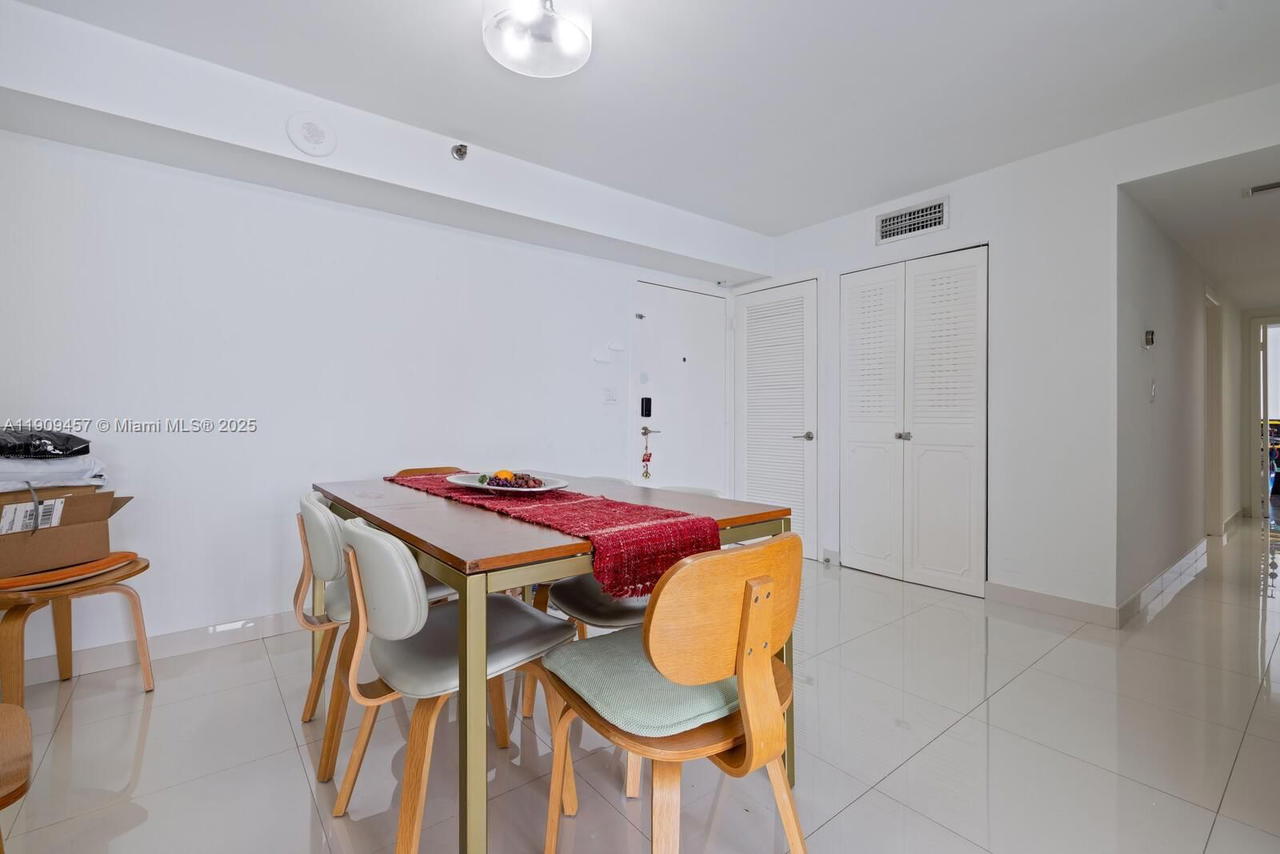 Real estate property located at 17500 Bay Rd S301, Miami-dade, Fairview House Condo, Sunny Isles Beach, FL