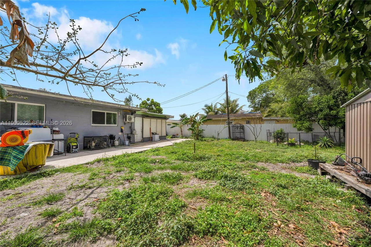 Real estate property located at 6221 26th St, Broward, Miami Gardens Estates Sec, Miramar, FL