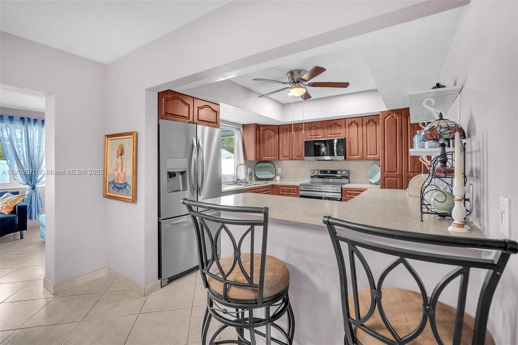 Real estate property located at 7751 6th Ct, Broward, Boulevard Heights Sec 11, Pembroke Pines, FL