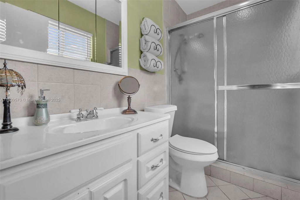 Real estate property located at 7751 6th Ct, Broward, Boulevard Heights Sec 11, Pembroke Pines, FL