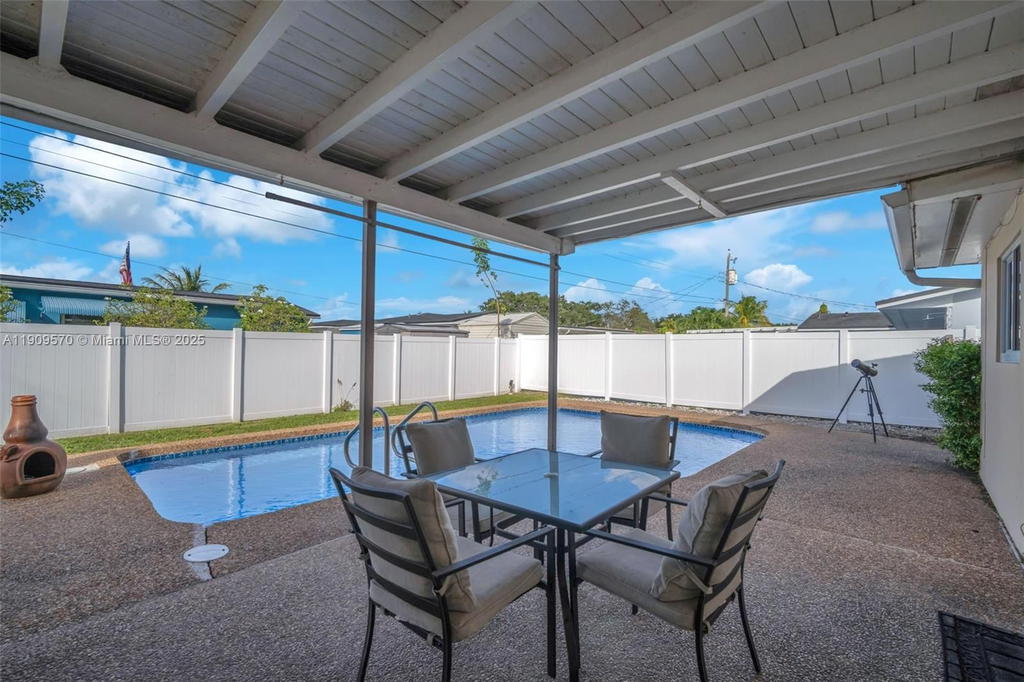 Real estate property located at 7751 6th Ct, Broward, Boulevard Heights Sec 11, Pembroke Pines, FL