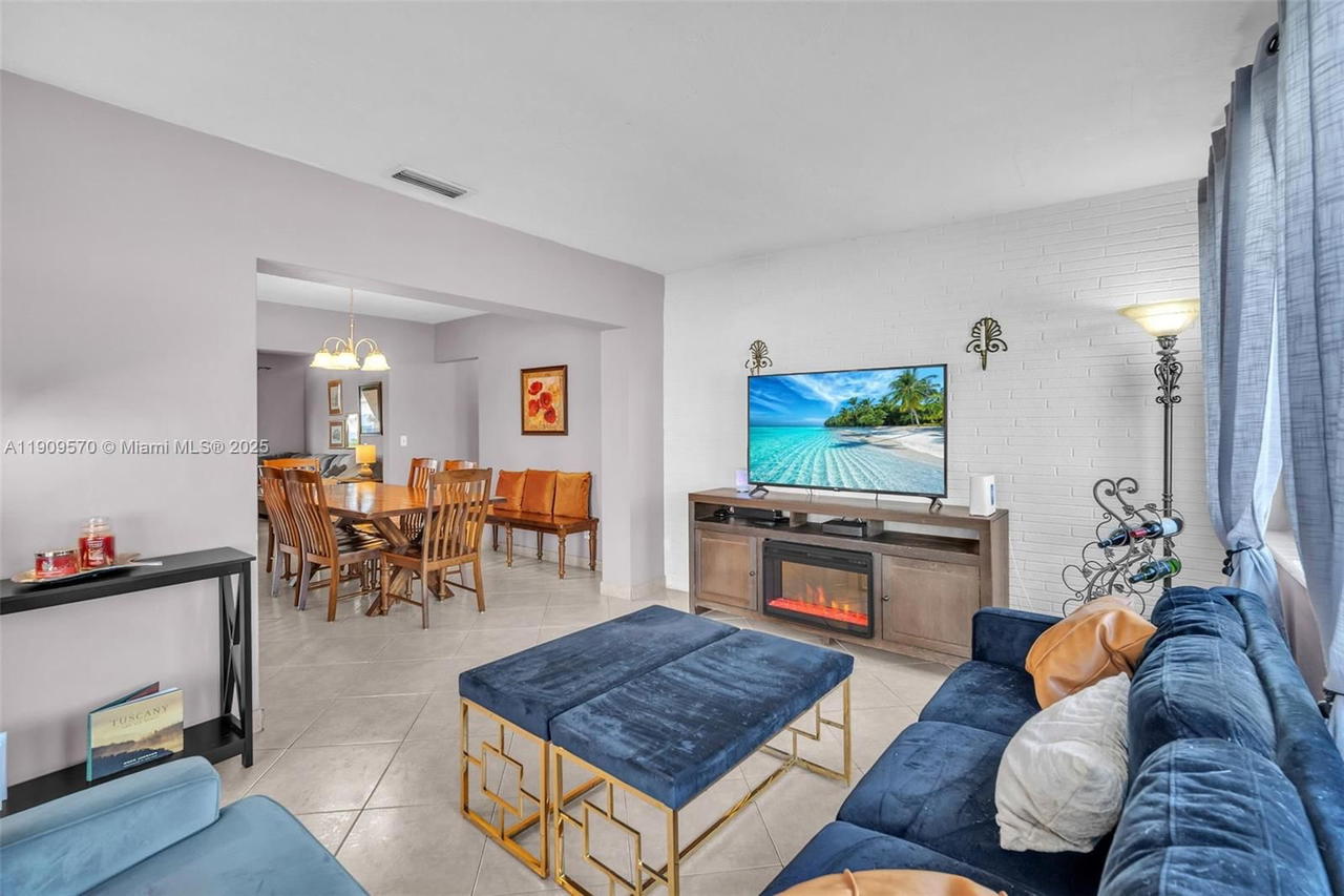 Real estate property located at 7751 6th Ct, Broward, Boulevard Heights Sec 11, Pembroke Pines, FL