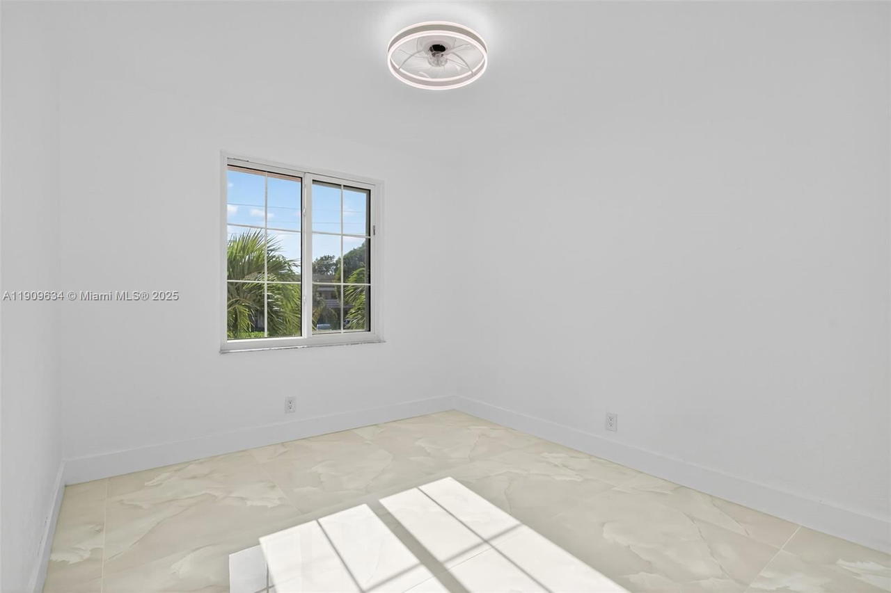 Real estate property located at 4456 Crystal Lake Dr, Broward, Crystal Lake 2nd Sec, Deerfield Beach, FL