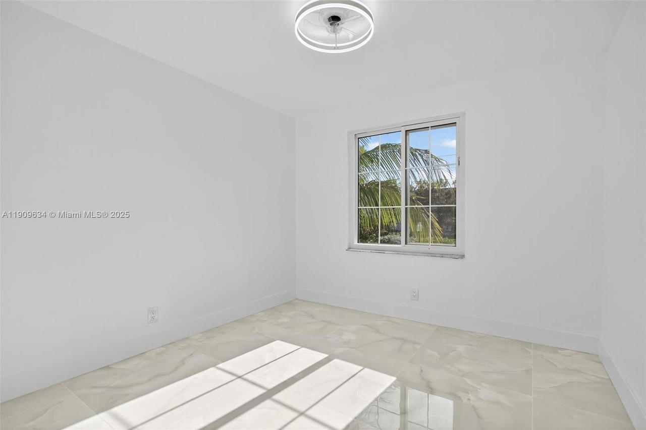 Real estate property located at 4456 Crystal Lake Dr, Broward, Crystal Lake 2nd Sec, Deerfield Beach, FL