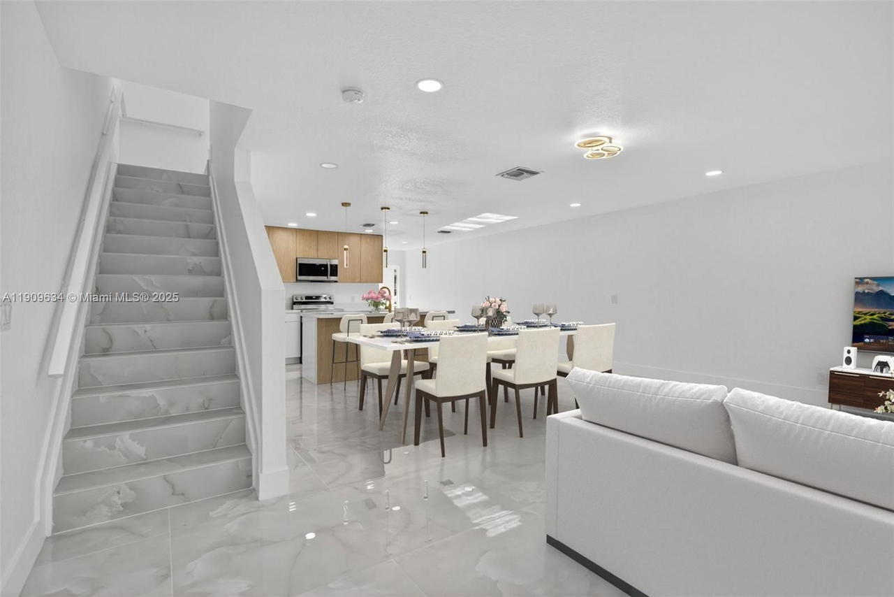 Real estate property located at 4456 Crystal Lake Dr, Broward, Crystal Lake 2nd Sec, Deerfield Beach, FL