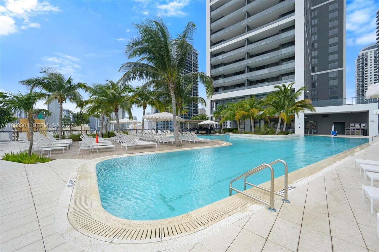 Real estate property located at 159 6th St #3706, Miami-dade, 159 Ne 6th Street Condo, Miami, FL