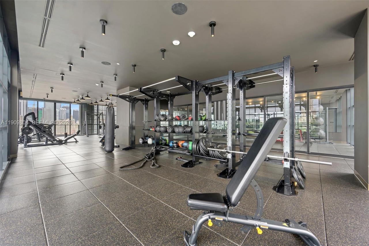 Real estate property located at 159 6th St #3706, Miami-dade, 159 Ne 6th Street Condo, Miami, FL