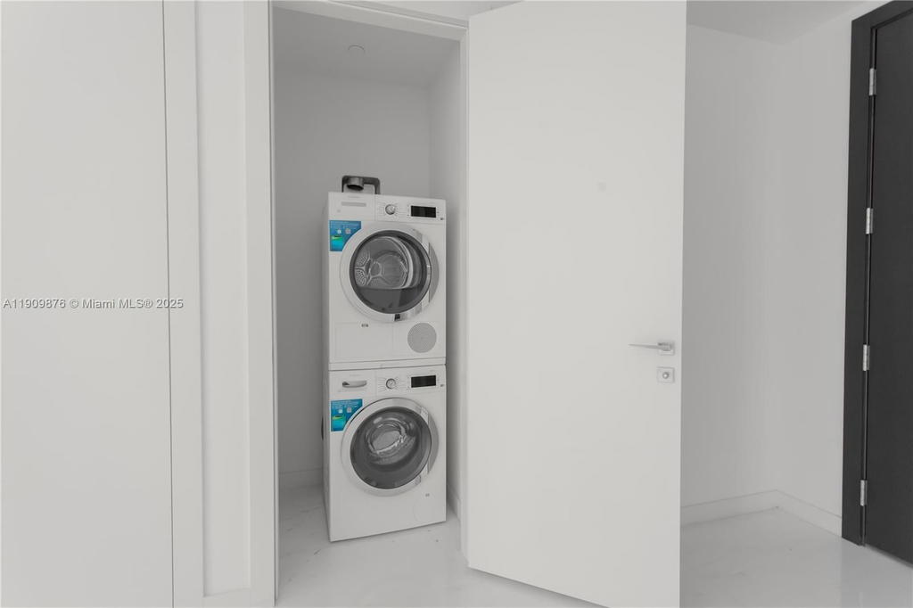 Real estate property located at 300 Biscayne Blvd Way #1003, Miami-dade, Aston Martin, Miami, FL