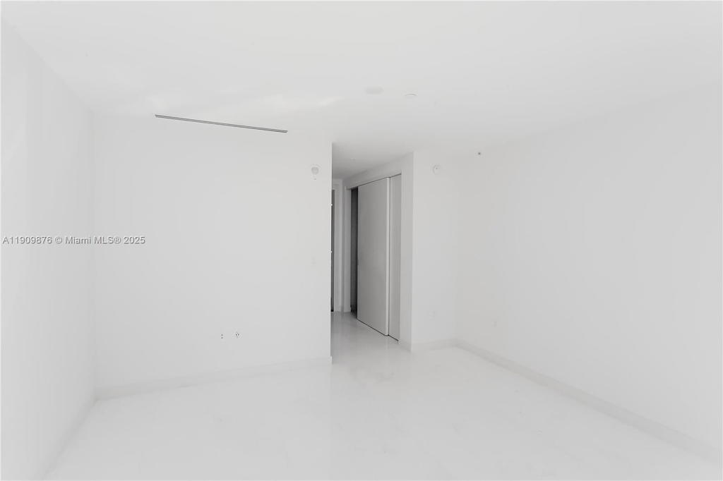 Real estate property located at 300 Biscayne Blvd Way #1003, Miami-dade, Aston Martin, Miami, FL