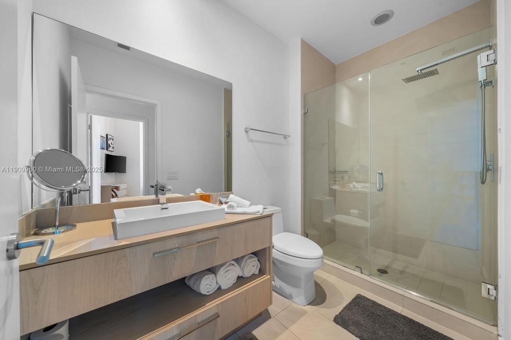 Real estate property located at 4111 Ocean Dr #502, Broward, 4111 South Ocean Drive Co, Hollywood, FL