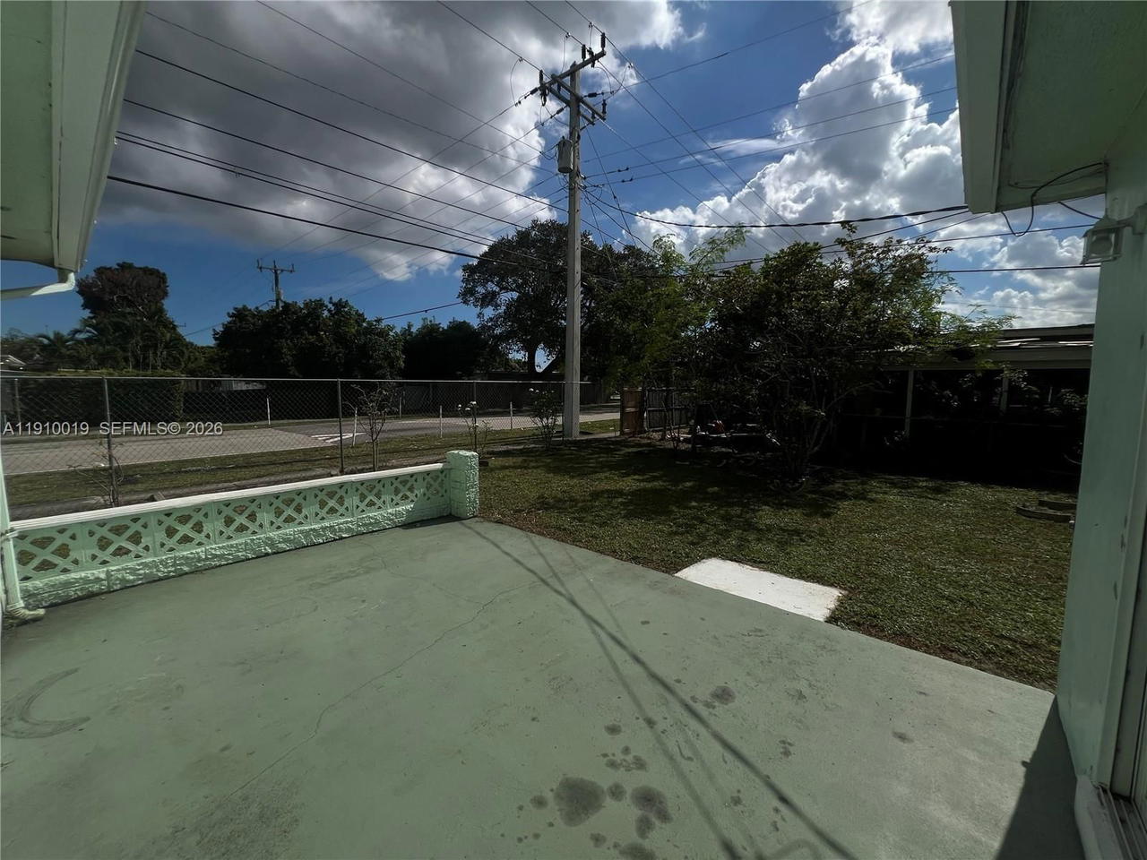 Real estate property located at 6200 19th St, Broward, Welwyn Manor, Miramar, FL