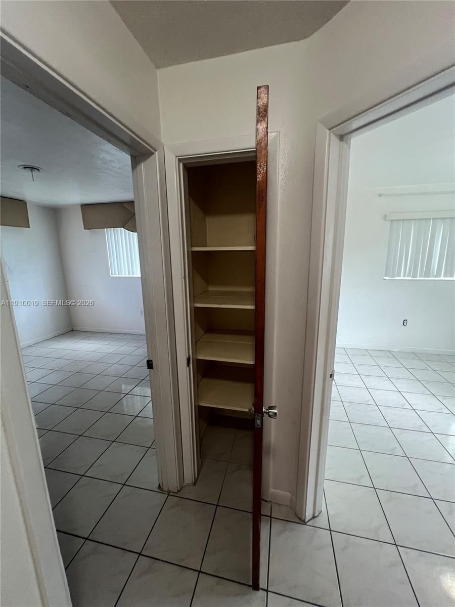 Real estate property located at 6200 19th St, Broward, Welwyn Manor, Miramar, FL
