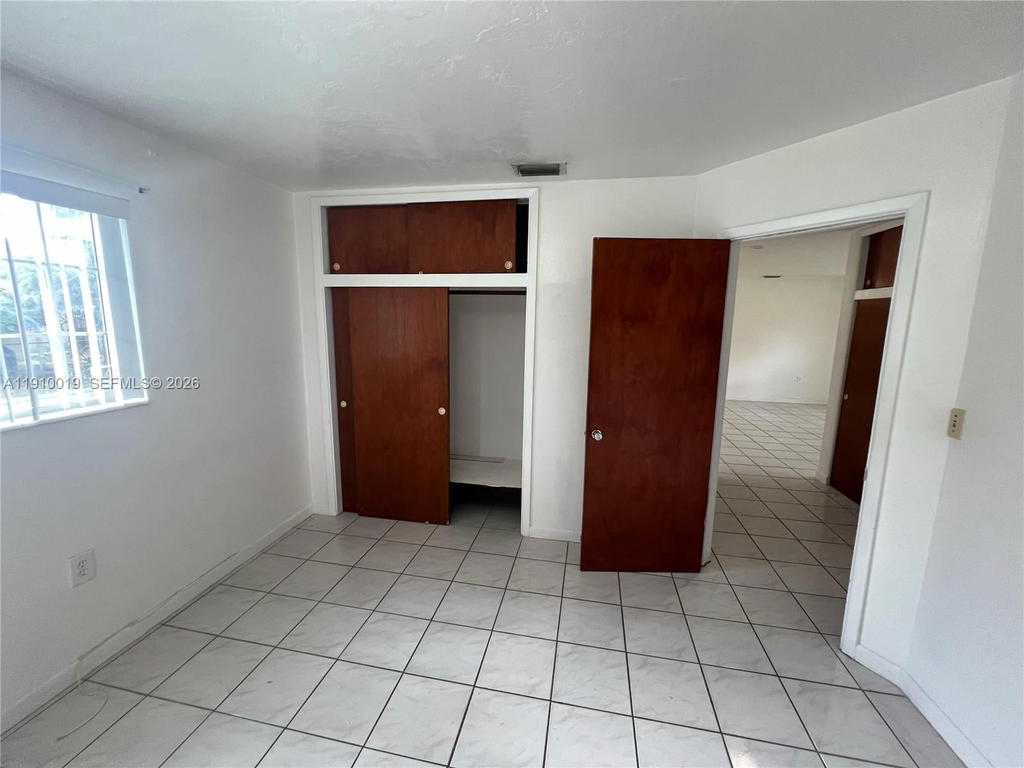 Real estate property located at 6200 19th St, Broward, Welwyn Manor, Miramar, FL