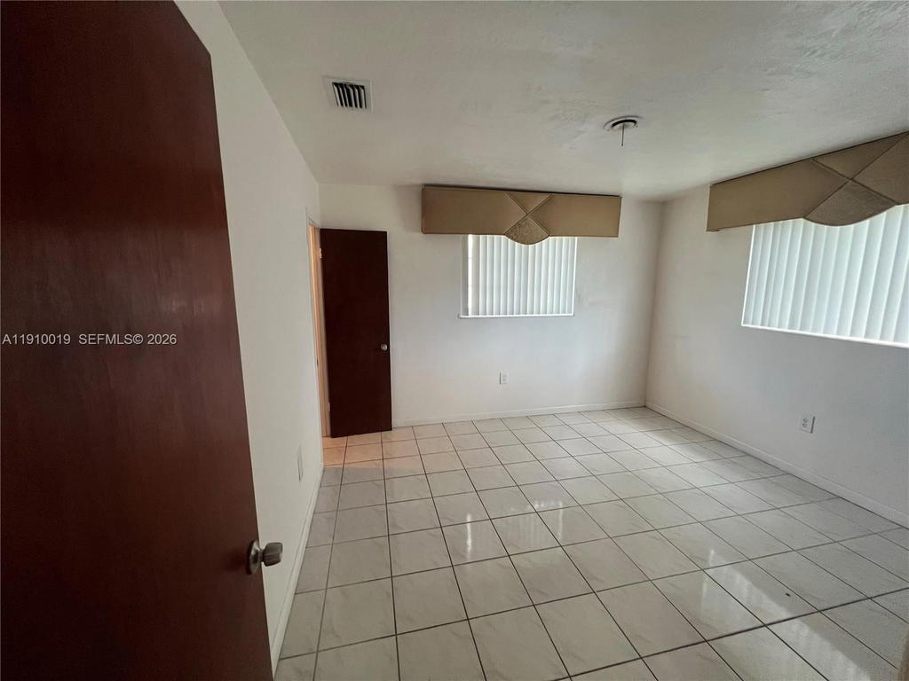 Real estate property located at 6200 19th St, Broward, Welwyn Manor, Miramar, FL
