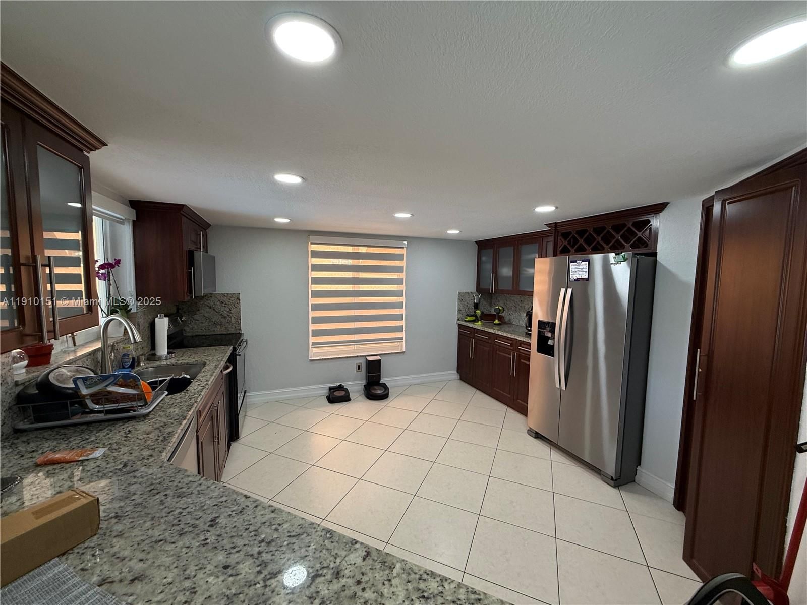 Real estate property located at 8771 153rd Ter, Miami-dade, Alameda North, Miami Lakes, FL