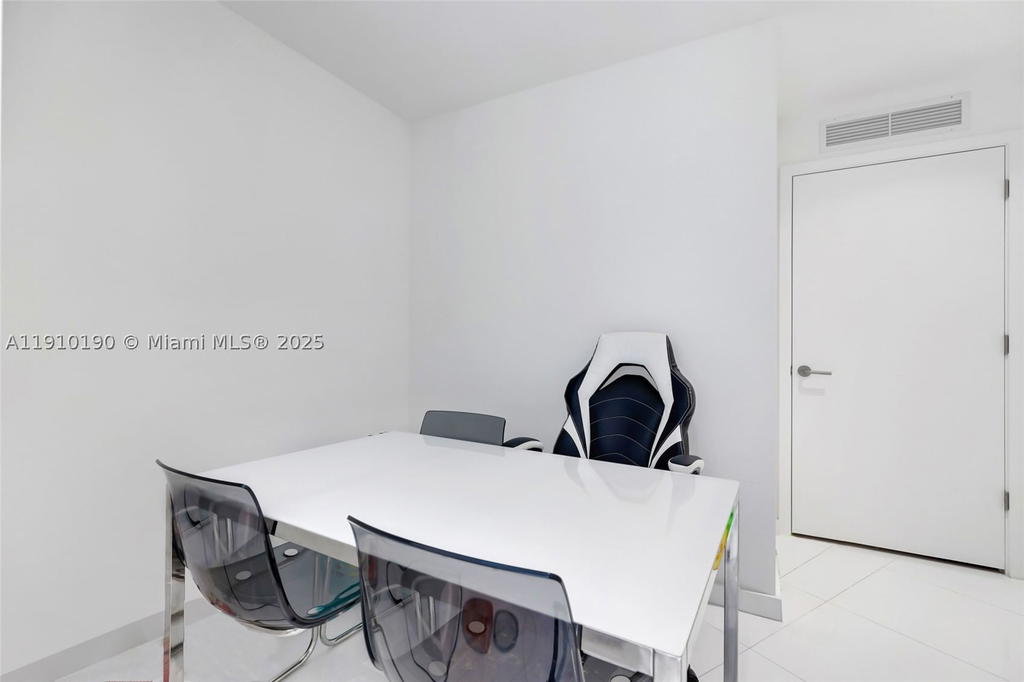 Real estate property located at 851 1st Ave #1202, Miami-dade, Paramount Miami Worldcent, Miami, FL