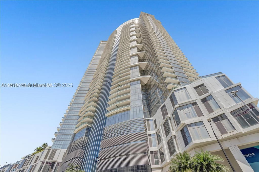 Real estate property located at 851 1st Ave #1202, Miami-dade, Paramount Miami Worldcent, Miami, FL