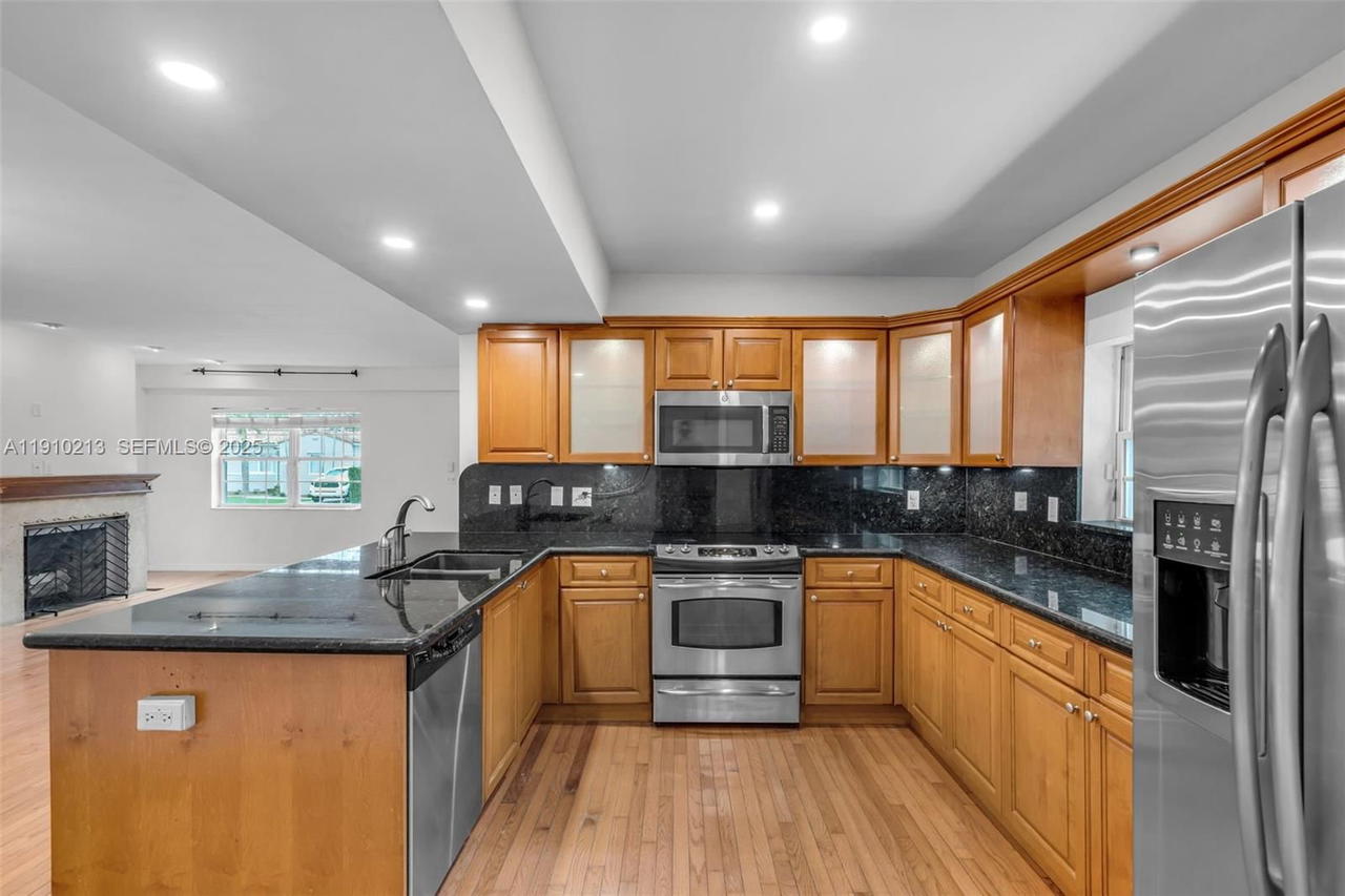Real estate property located at 4416 14th St, Miami-dade, Busch Sub, Miami, FL