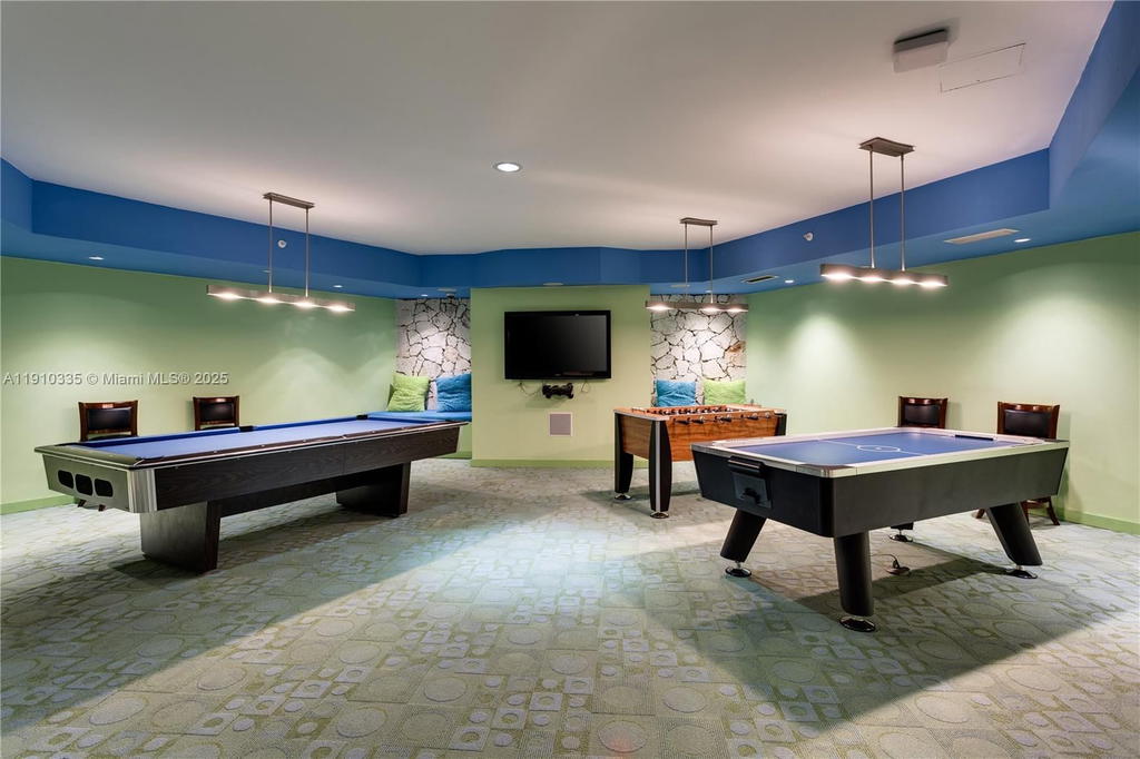 Real estate property located at 1111 Crandon Blvd C205, Miami-dade, Towers Of Key Biscayne Co, Key Biscayne, FL