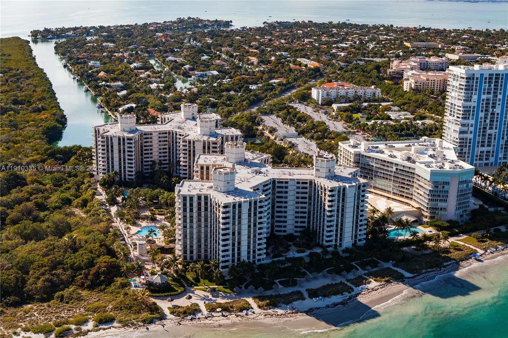 Real estate property located at 1111 Crandon Blvd C205, Miami-dade, Towers Of Key Biscayne Co, Key Biscayne, FL