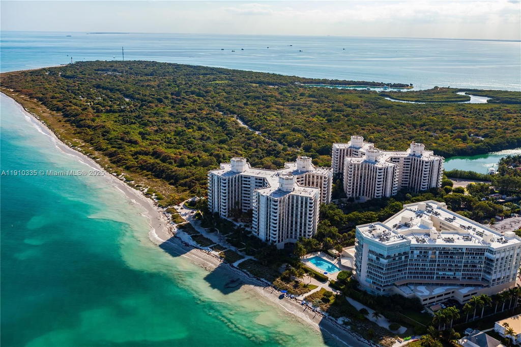 Real estate property located at 1111 Crandon Blvd C205, Miami-dade, Towers Of Key Biscayne Co, Key Biscayne, FL