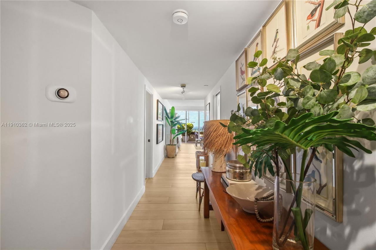 Real estate property located at 151 Crandon Blvd #1136, Miami-dade, The Emeraldbay @ Key Colo, Key Biscayne, FL