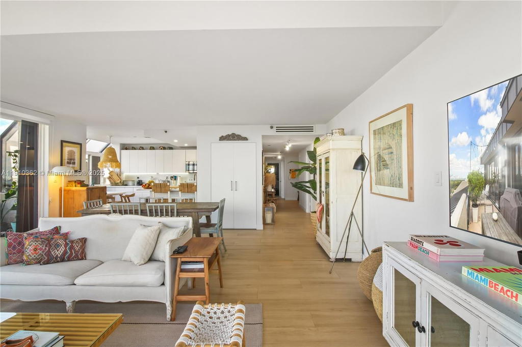 Real estate property located at 151 Crandon Blvd #1136, Miami-dade, The Emeraldbay @ Key Colo, Key Biscayne, FL